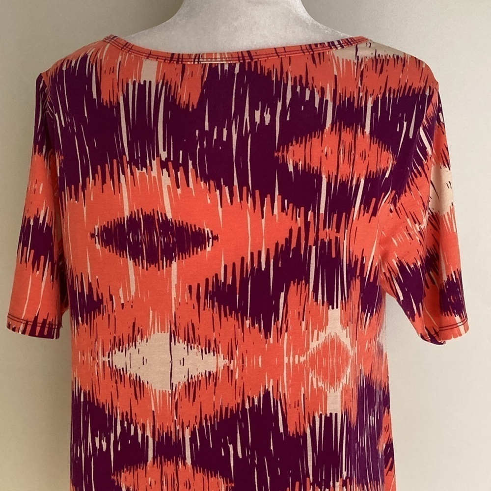 Lularoe Perfect Tee - Picture 6 of 12